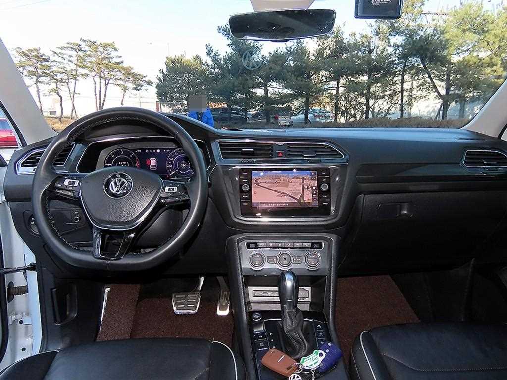 Volkswagen Tiguan - Vista 7