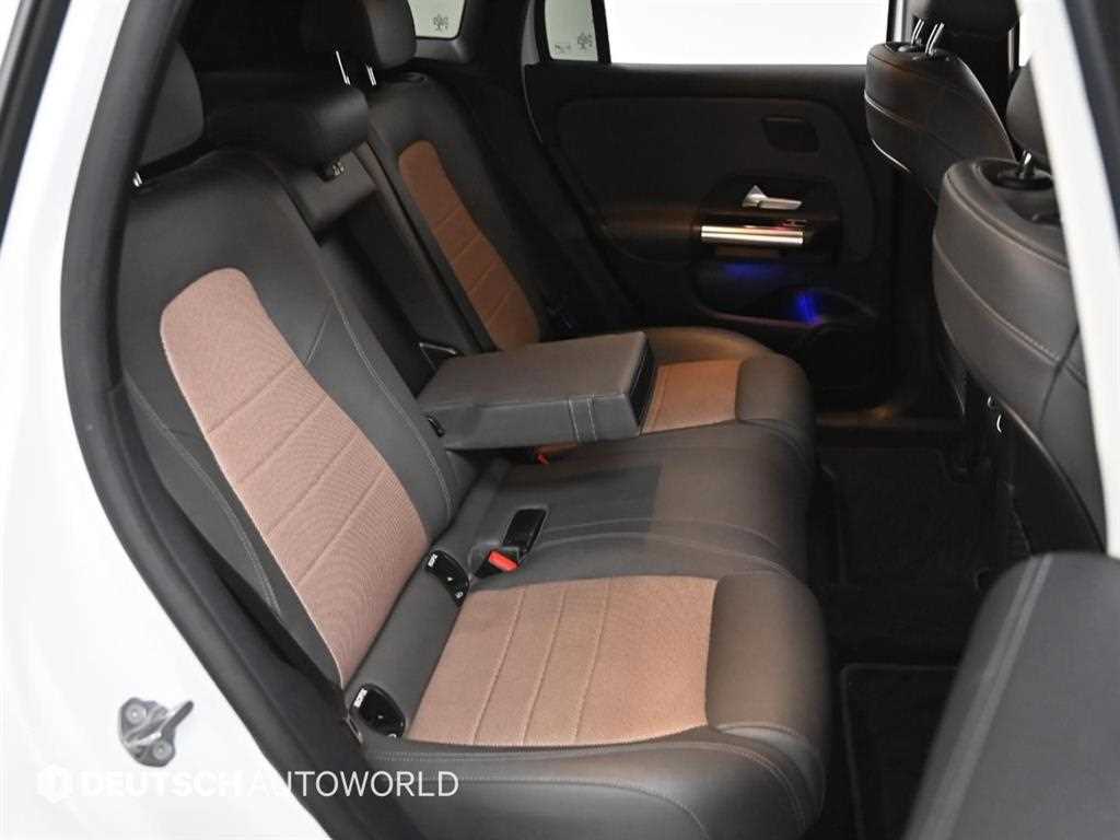 Mercedes Benz EQA - Vista 12