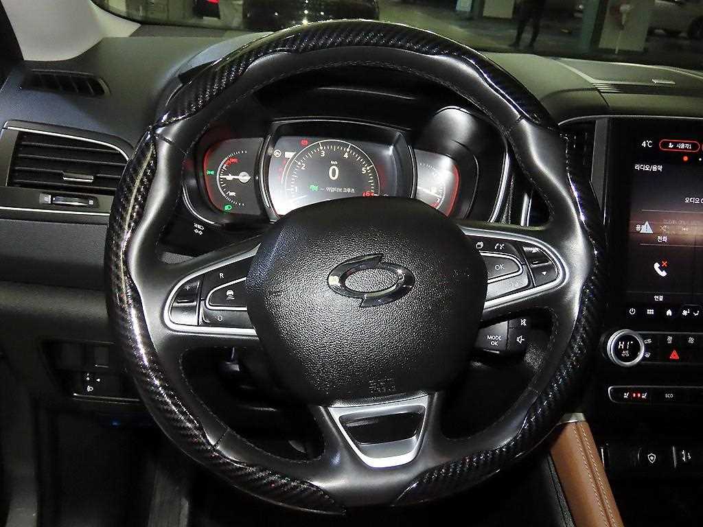 SAMSUNG QM6 - Vista 8