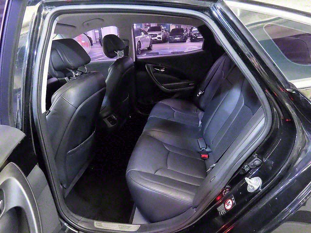 HYUNDAI Grandeur - Vista 6