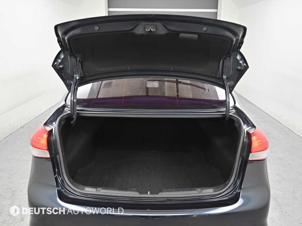 KIA K3 2016 Gris - Importación desde Corea - HF Imports Iquique - Foto 20