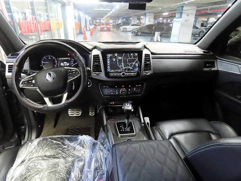 Ssangyong Rexton - Vista 10