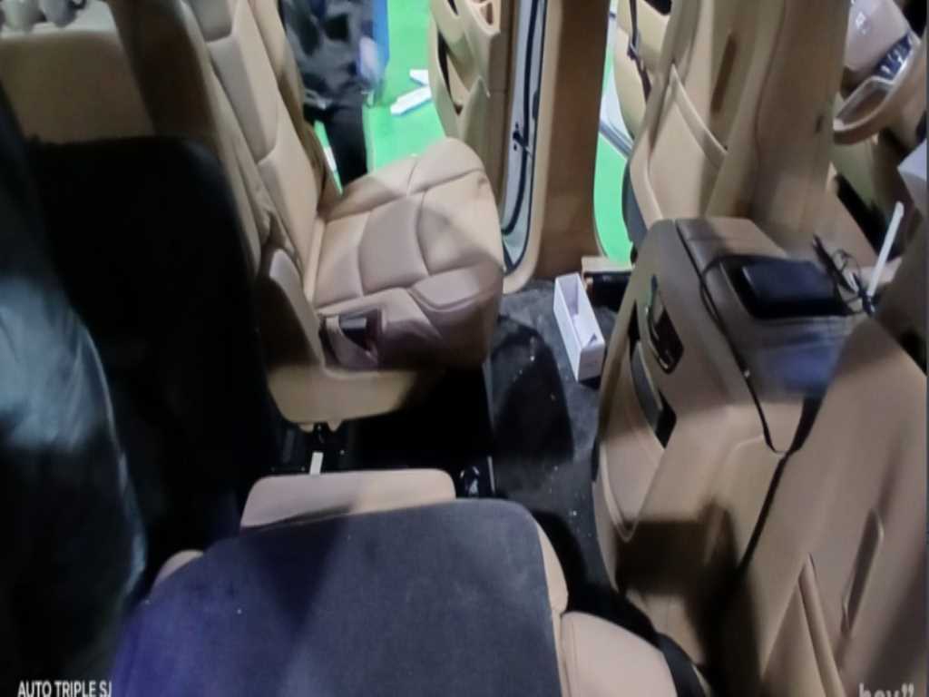 Cadillac Escalade - Vista 4