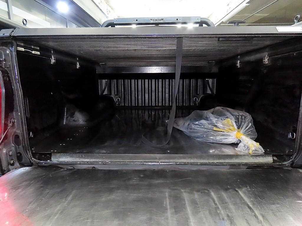 Ssangyong Rexton 2019 Gris - Importación desde Corea - HF Imports Iquique - Foto 17