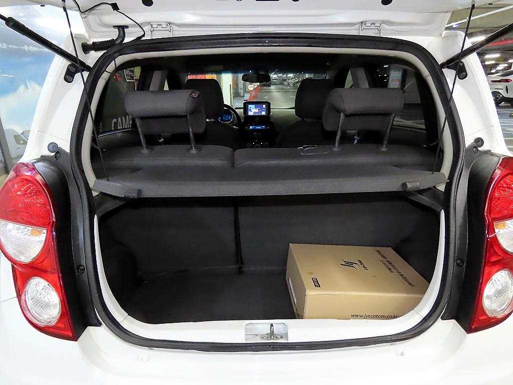 Chevrolet Spark 2014 Blanco - Importación desde Corea - HF Imports Iquique - Foto 17