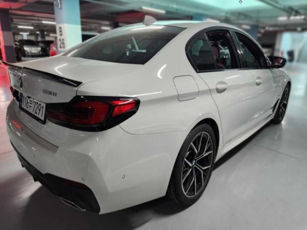 BMW 5 Series - Vista 5