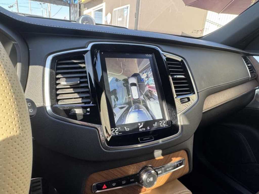 Volvo XC90 - Vista 12