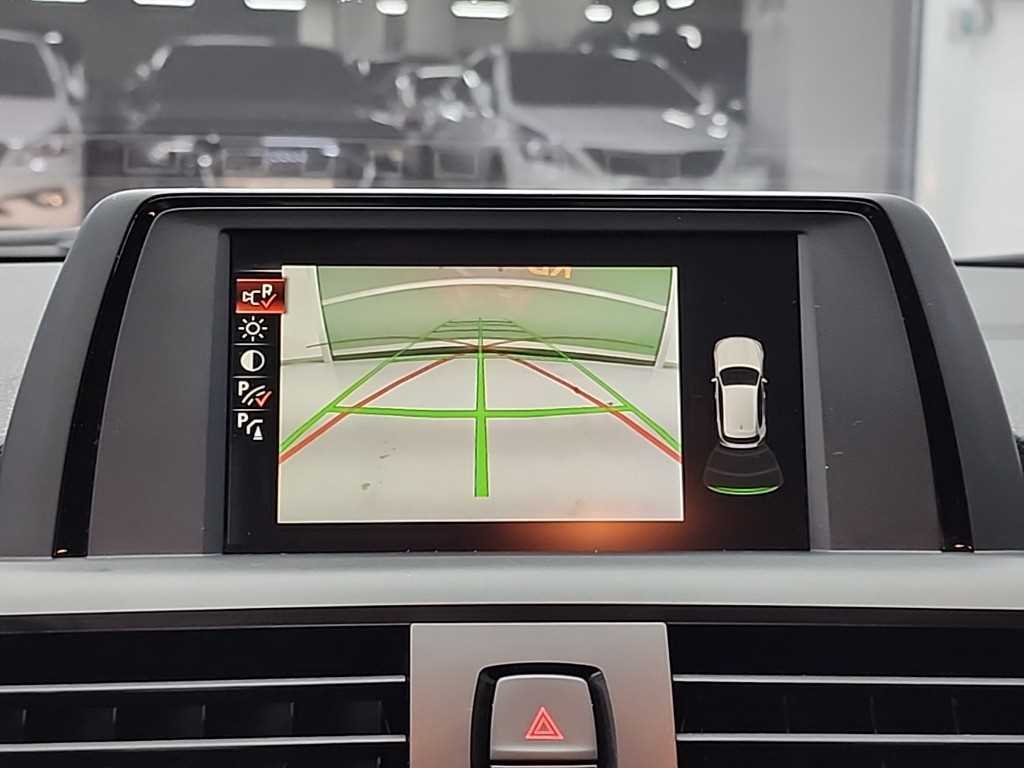 BMW 1 series 2017 Blanco - Importación desde Corea - HF Imports Iquique - Foto 13