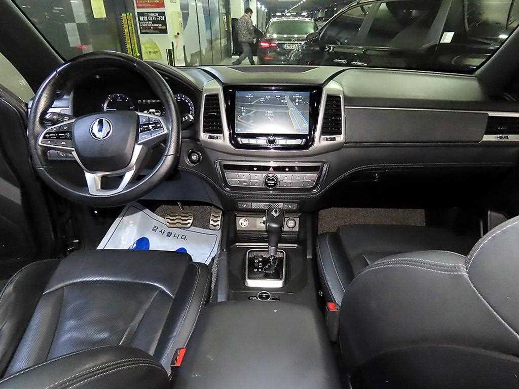 Ssangyong Rexton - Vista 10