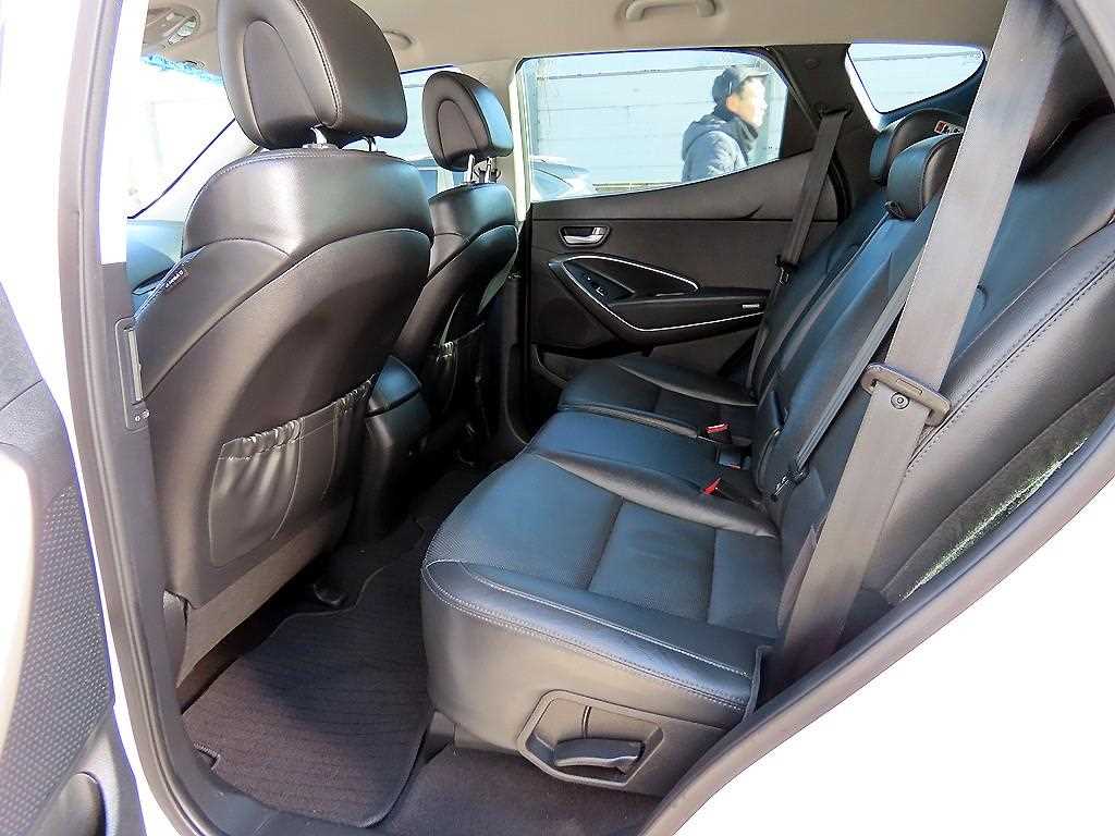 HYUNDAI Santa Fe - Vista 6