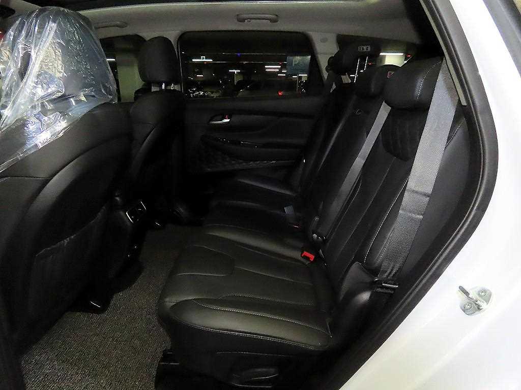 HYUNDAI Santa Fe - Vista 7