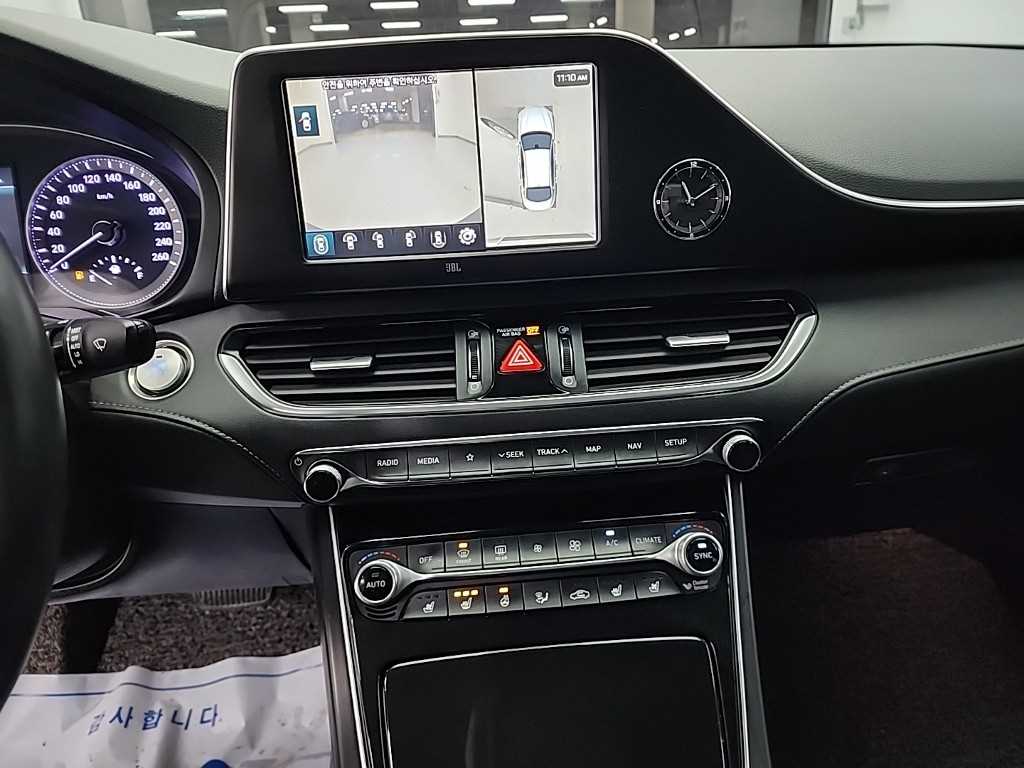 HYUNDAI Grandeur - Vista 10