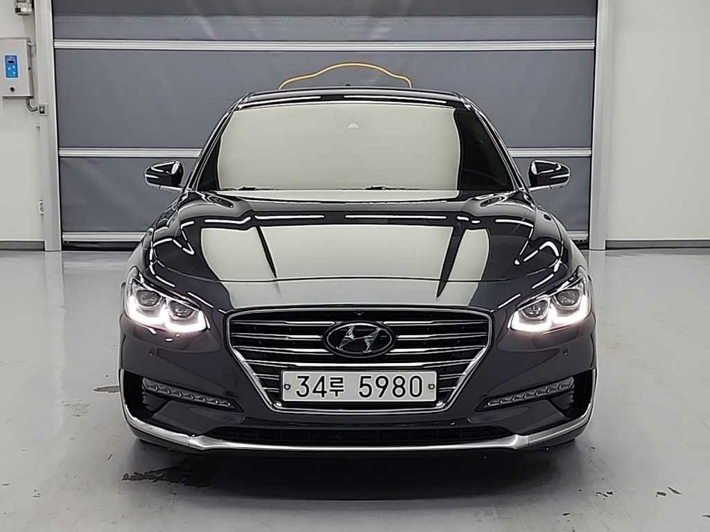 HYUNDAI Grandeur - Vista 2