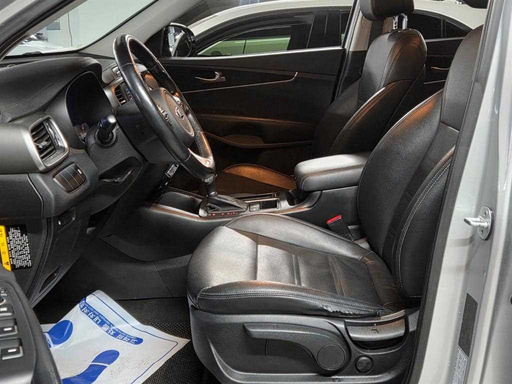 KIA Sorento - Vista 10