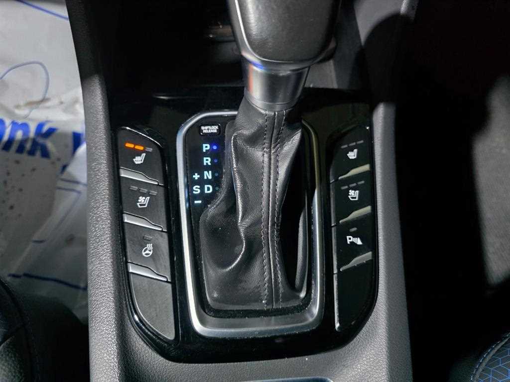 HYUNDAI Ioniq - Vista 12