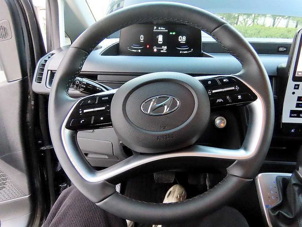 HYUNDAI Staria - Vista 9