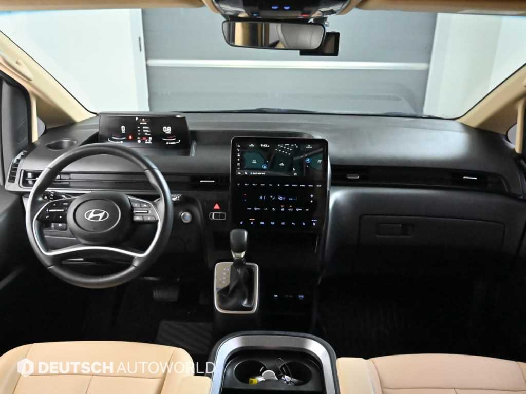 HYUNDAI Staria - Vista 7