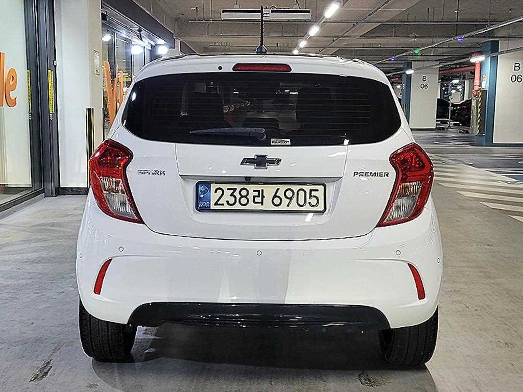 Chevrolet Spark - Vista 5