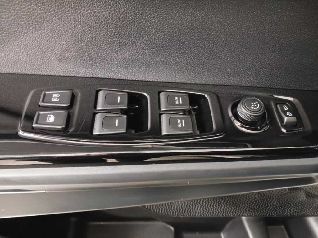 Ssangyong Torres - Vista 10