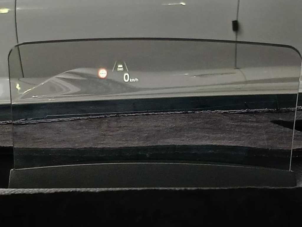 KIA Seltos - Vista 10