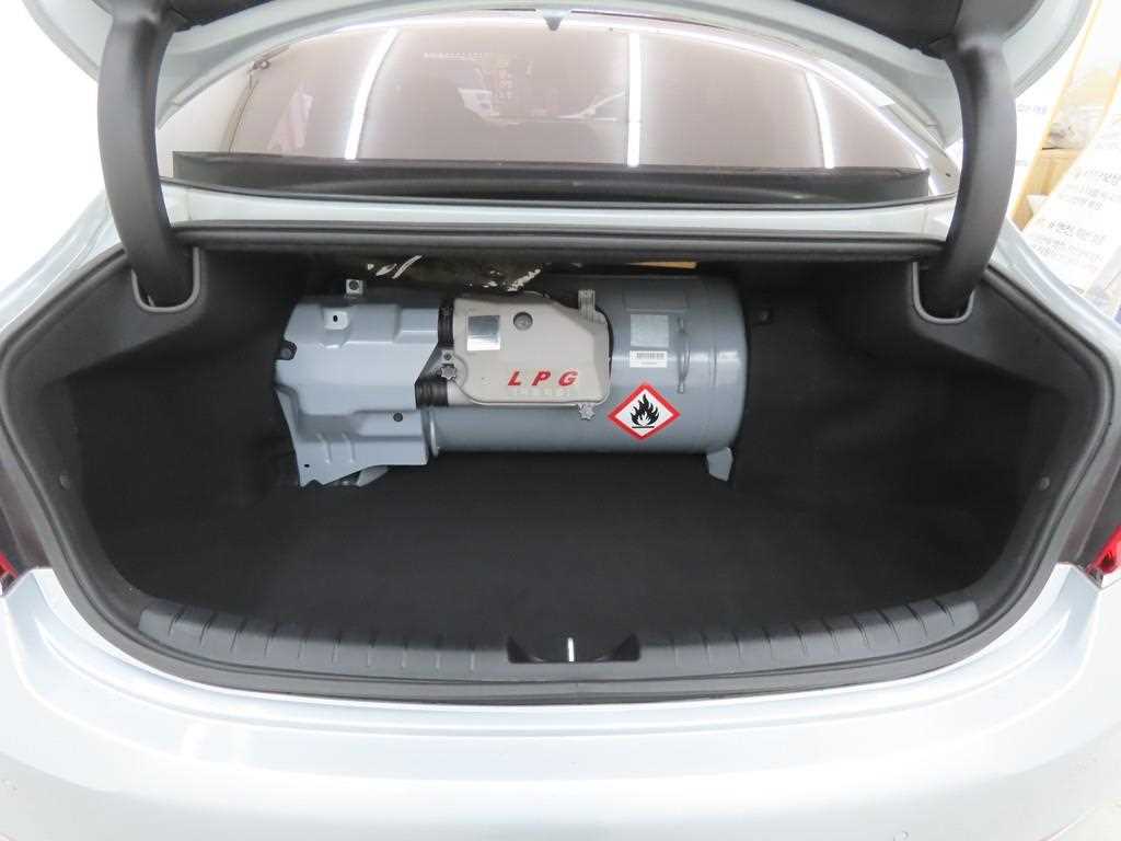 HYUNDAI Grandeur 2019 - Importación desde Corea - HF Imports Iquique - Foto 20