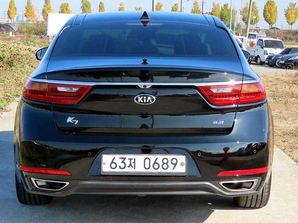 KIA K7 - Vista 4