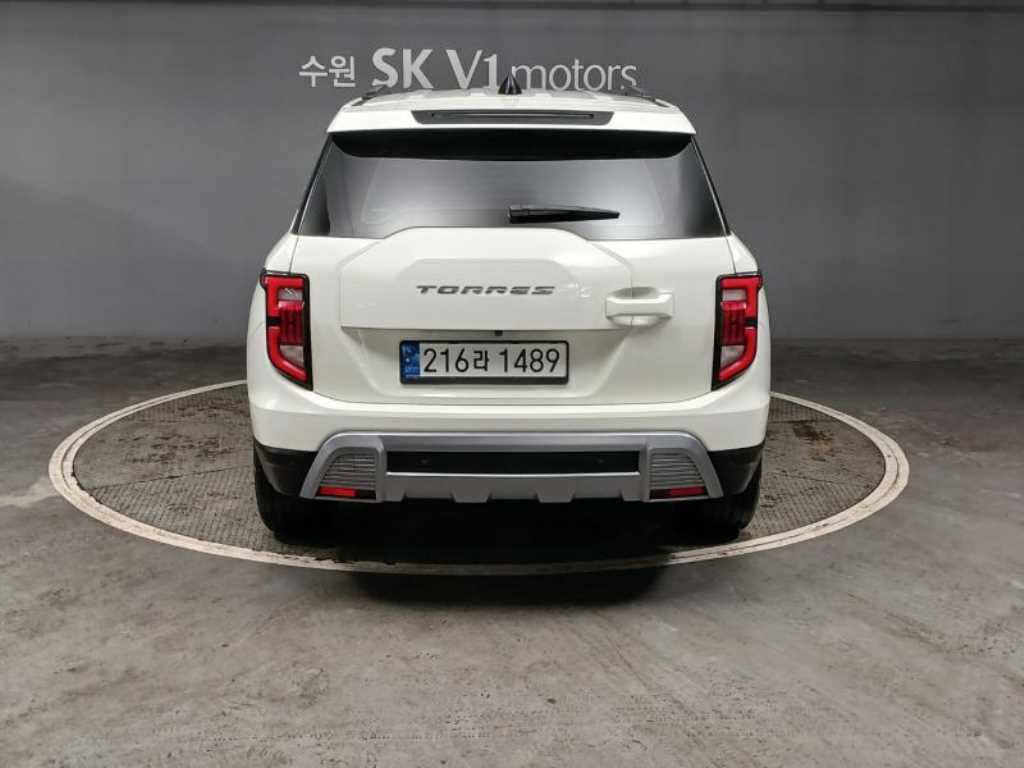 Ssangyong Torres - Vista 5