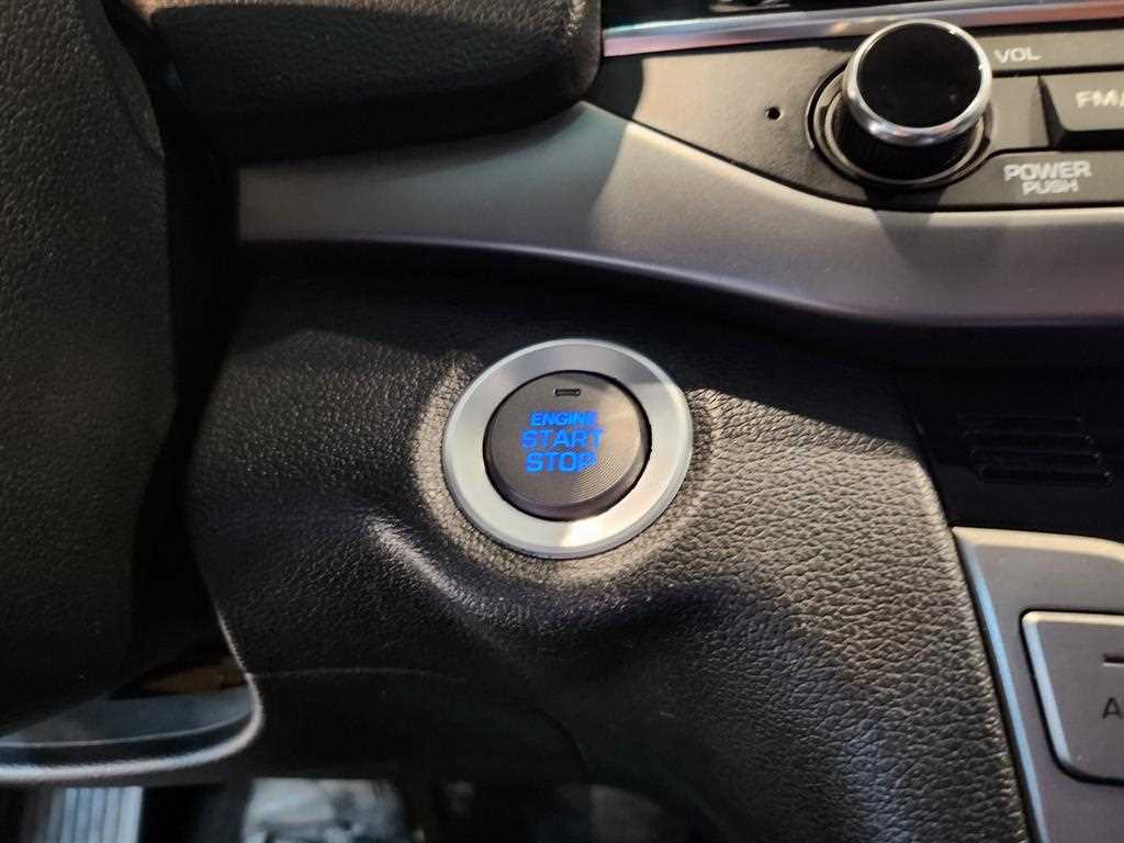 HYUNDAI Avante 2017 Gris - Importación desde Corea - HF Imports Iquique - Foto 16