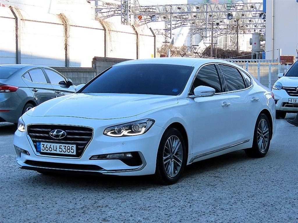 HYUNDAI Grandeur - Vista 2