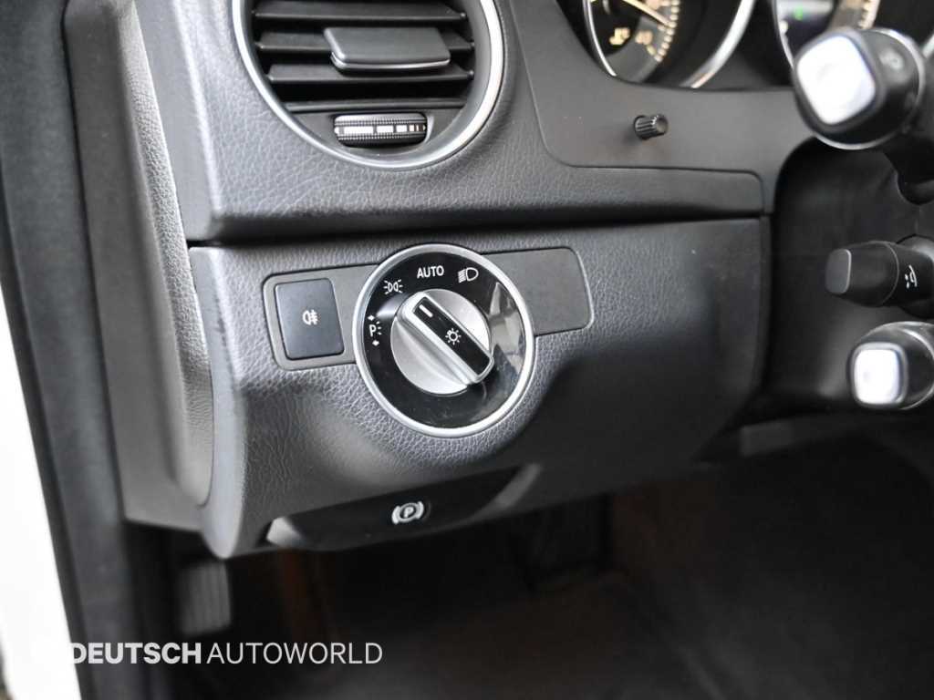 Mercedes Benz C Class 2013 Blanco - Importación desde Corea - HF Imports Iquique - Foto 18