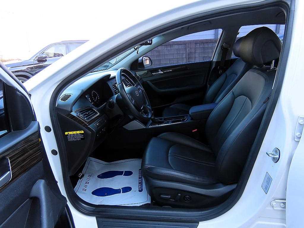 HYUNDAI Sonata - Vista 5