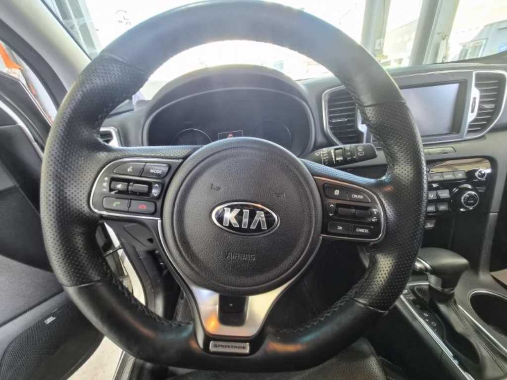 KIA Sportage - Vista 6