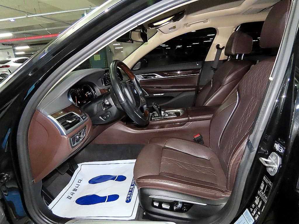 BMW 7 Series - Vista 6