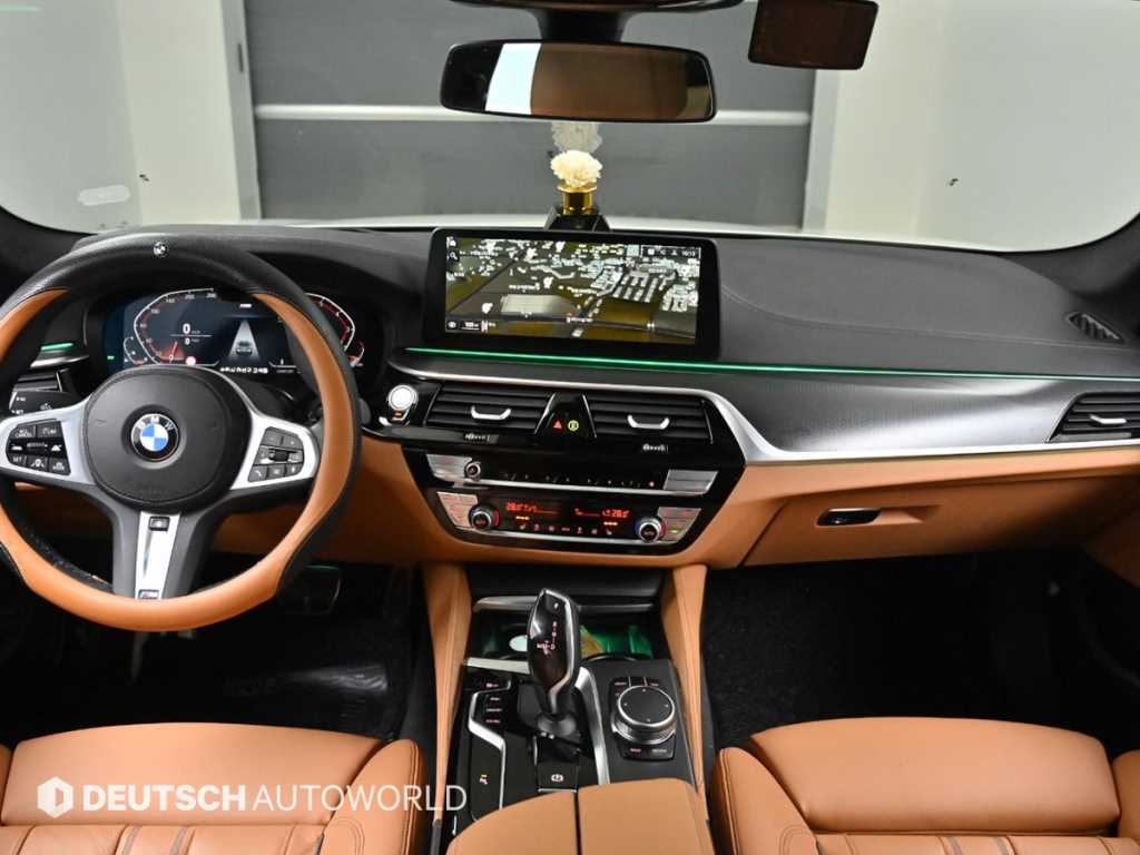 BMW 5 Series - Vista 7
