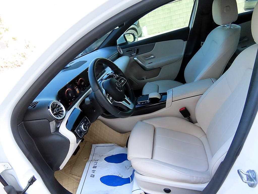 Mercedes Benz A Class - Vista 5