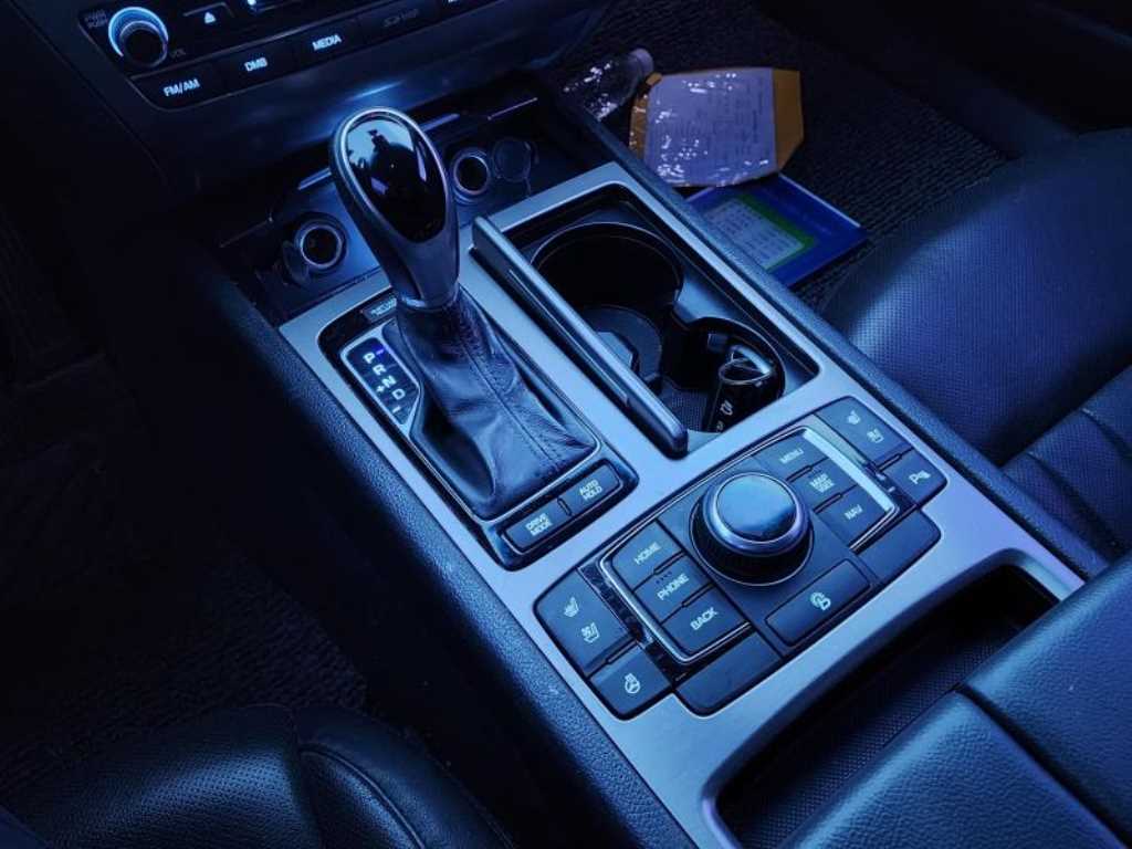 HYUNDAI Genesis 2016 Blanco - Importación desde Corea - HF Imports Iquique - Foto 13