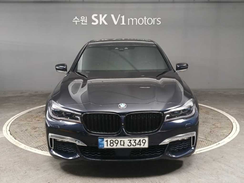 BMW 7 Series 2018 Negro - Importación desde Corea - HF Imports Iquique - Foto 1