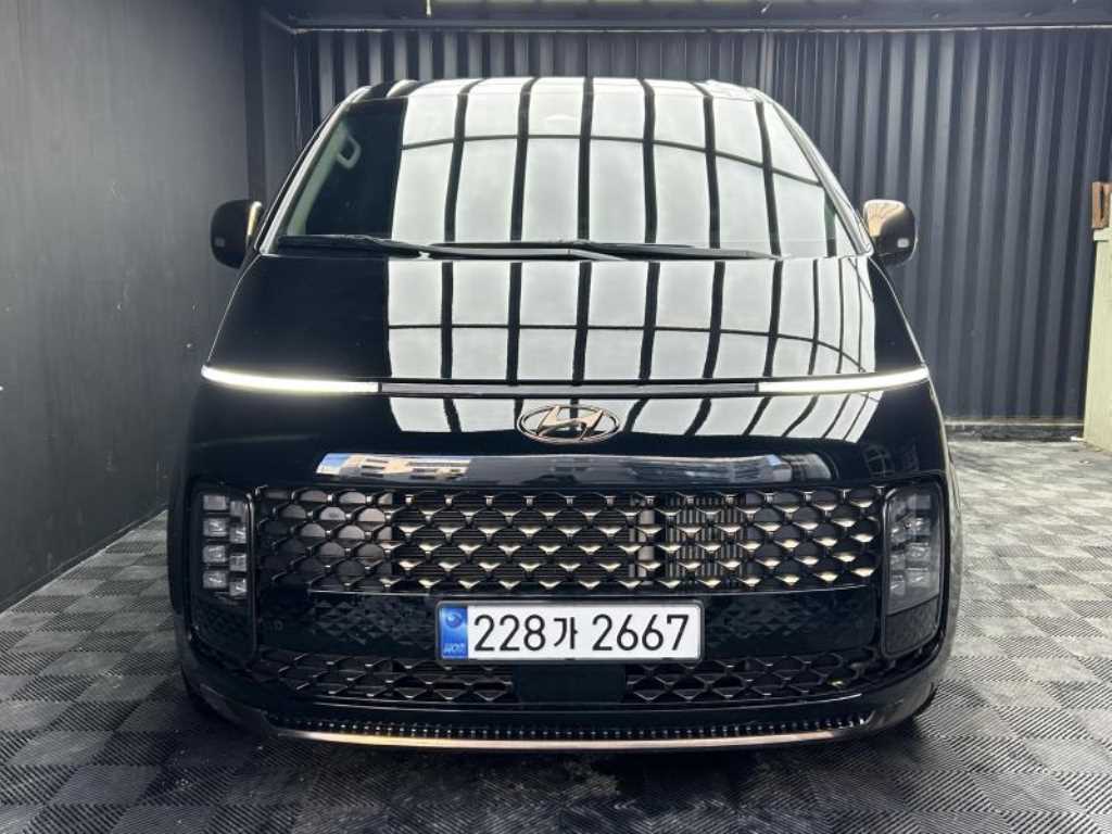 HYUNDAI Staria 2023 Negro - Importación desde Corea - HF Imports Iquique - Foto 1