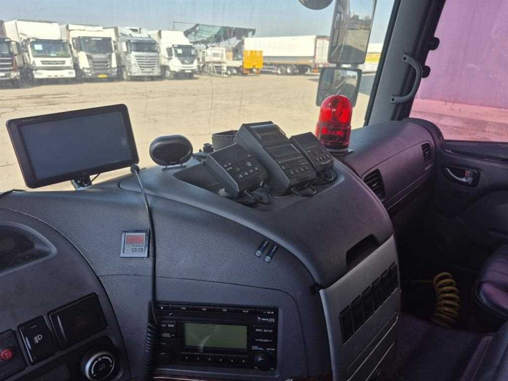 medium and large cargo truck 2011 Gris - Importación desde Corea - HF Imports Iquique - Foto 13