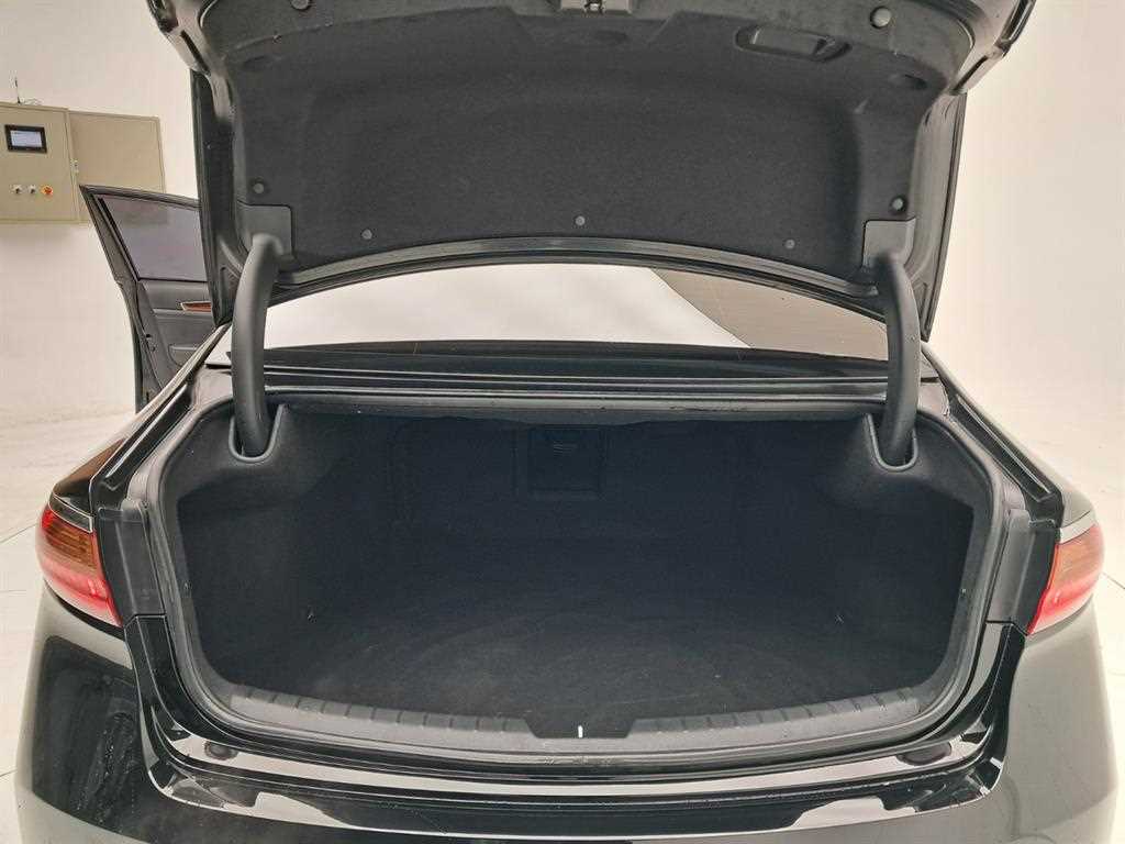 KIA K7 2017 Negro - Importación desde Corea - HF Imports Iquique - Foto 17