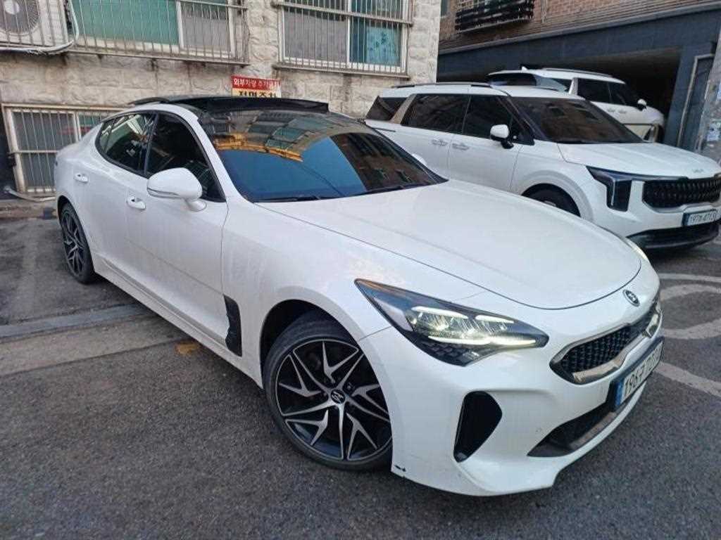 KIA Stinger 2021 Blanco - Importación desde Corea - HF Imports Iquique - Foto 1