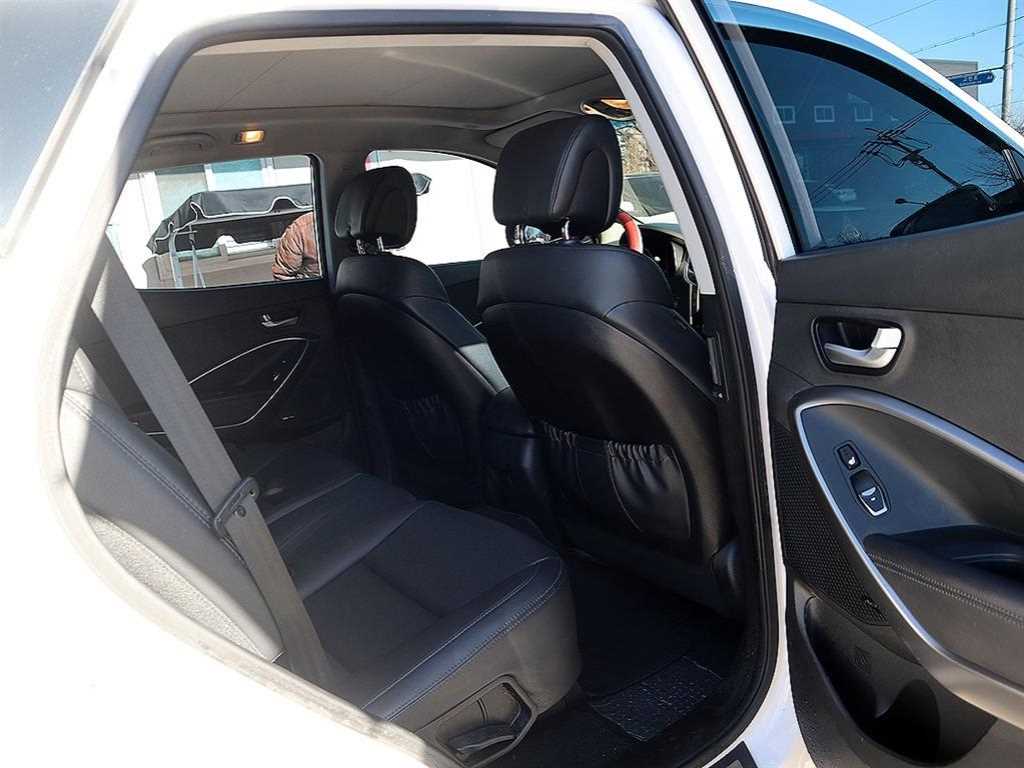 HYUNDAI Santa Fe - Vista 6