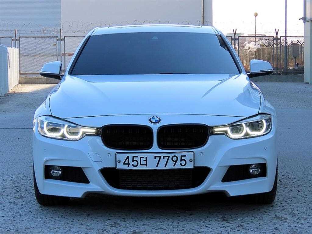BMW 3 series 2018 Blanco - Importación desde Corea - HF Imports Iquique - Foto 1