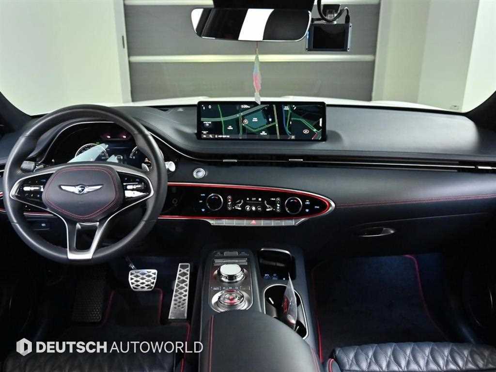 Genesis GV70 - Vista 7