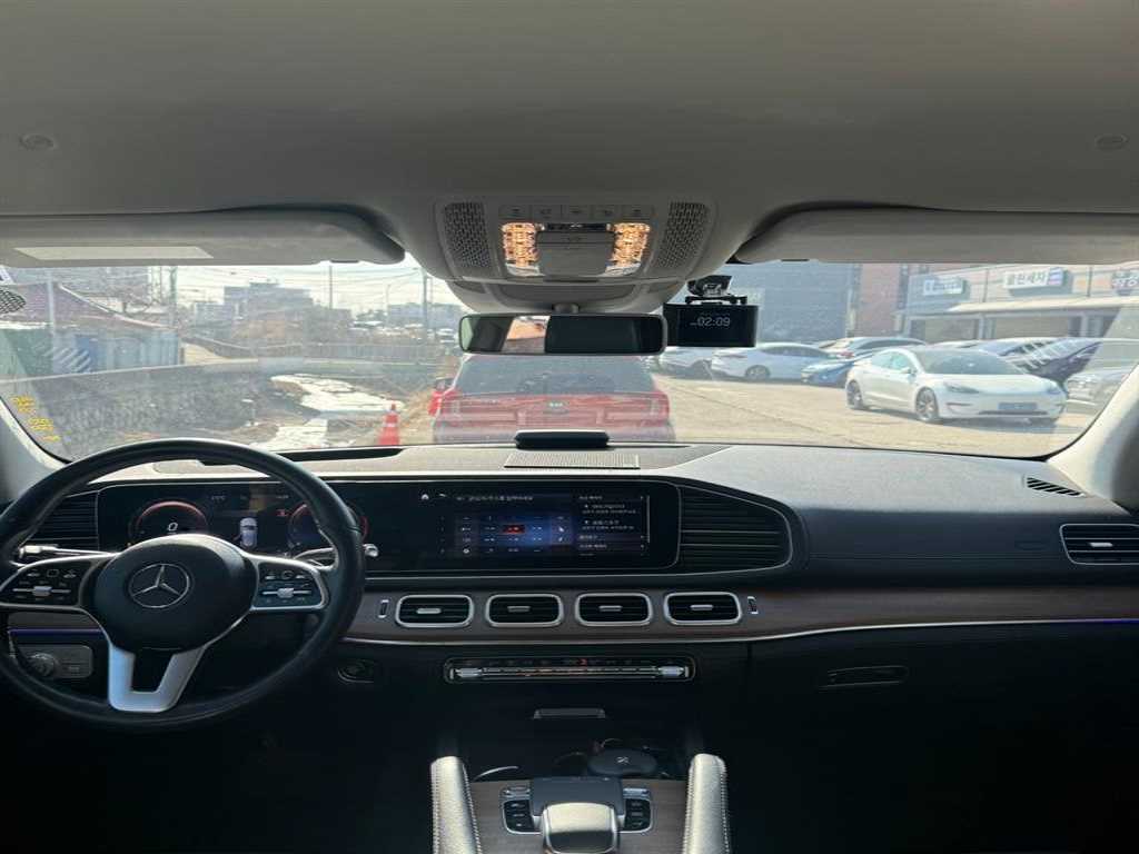 Mercedes Benz GLE Class - Vista 6