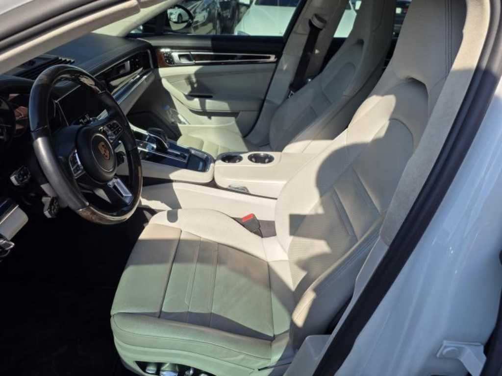 Porsche Panamera - Vista 2