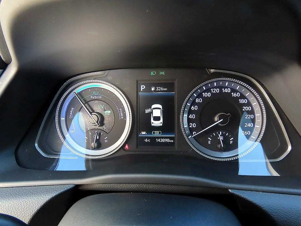 HYUNDAI Sonata - Vista 9