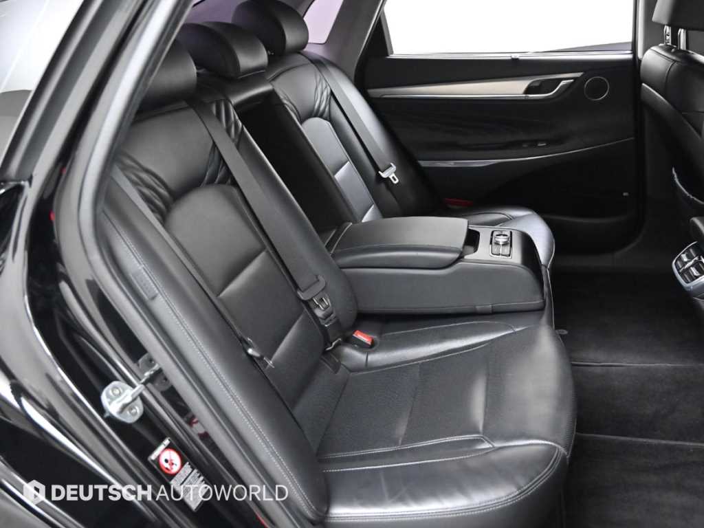 HYUNDAI Grandeur - Vista 12