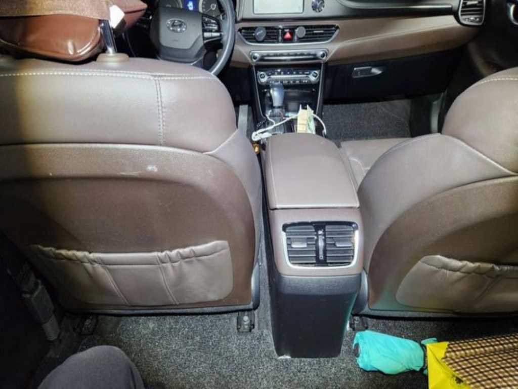 HYUNDAI Grandeur - Vista 7