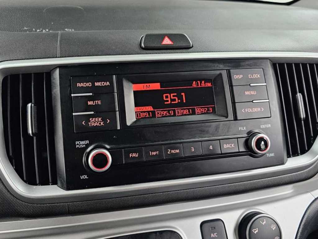 KIA Ray 2022 Blanco - Importación desde Corea - HF Imports Iquique - Foto 18